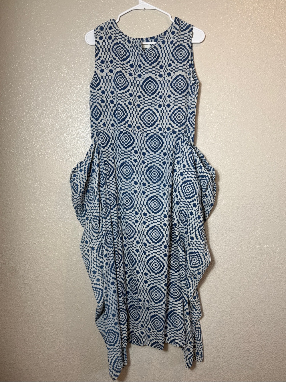 World Market L/XL Cotton Maxi Dress Blue White Geometric Print Side Pockets